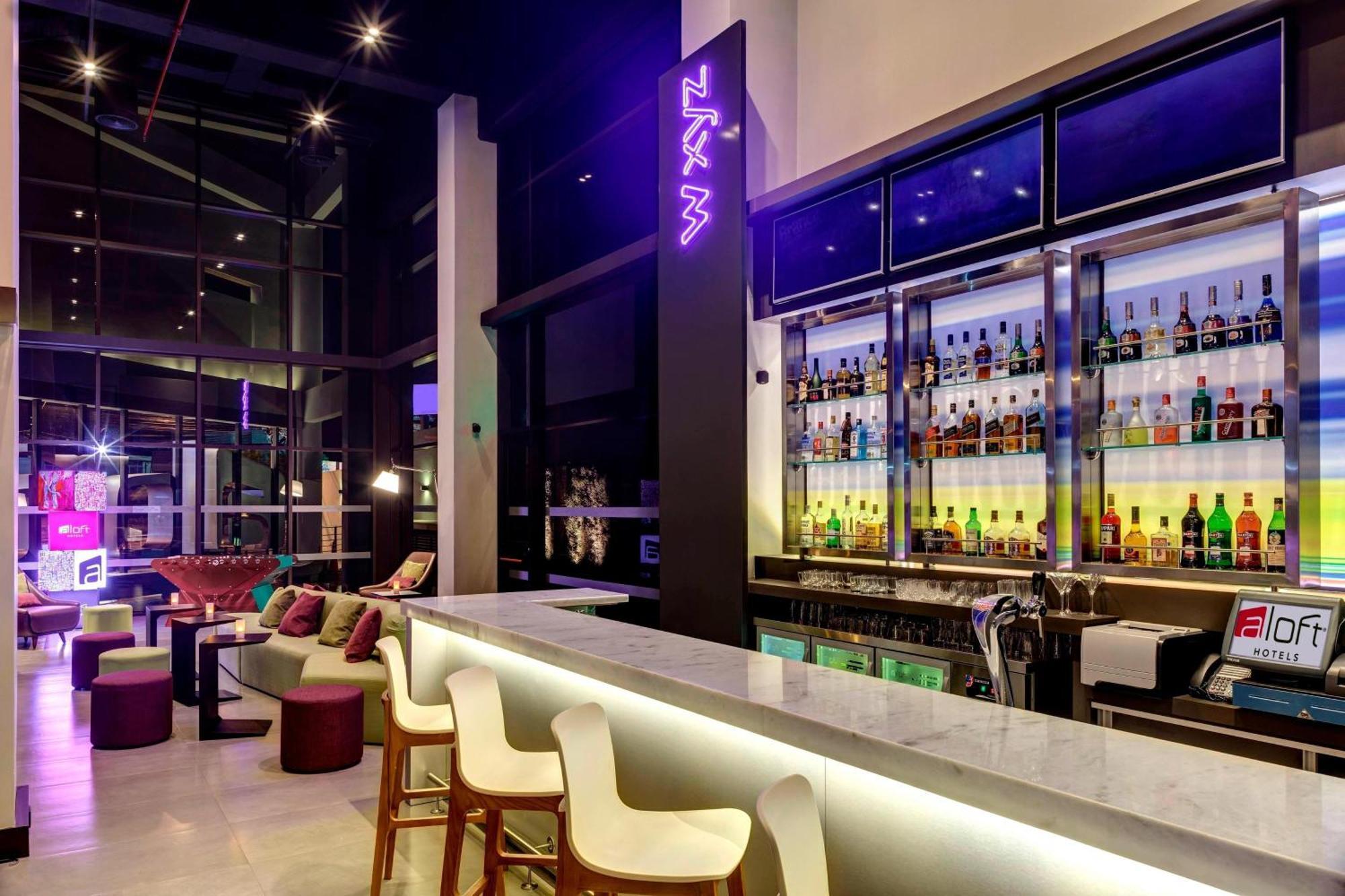 Отель Aloft Асунсьон Экстерьер фото