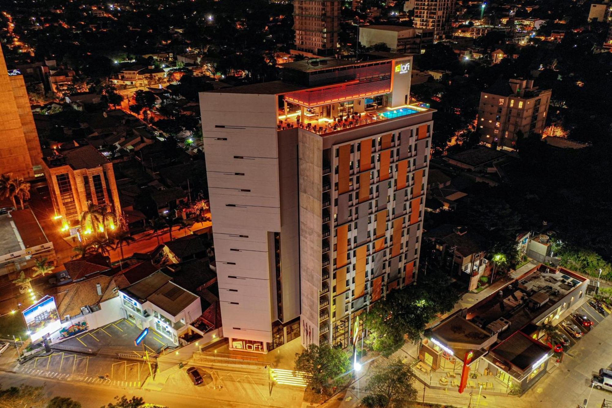 Отель Aloft Асунсьон Экстерьер фото